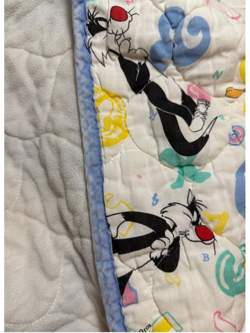 Vintage Looney Tunes Crib Quilt Tweety Sylvester Warner Bros. Cartoon Characters - Picture 5 of 6